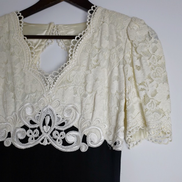 SOLD Scott McClintock Vintage 90's Lace Neckline Formal Long Dress Cocktail Gown - Picture 9 of 16